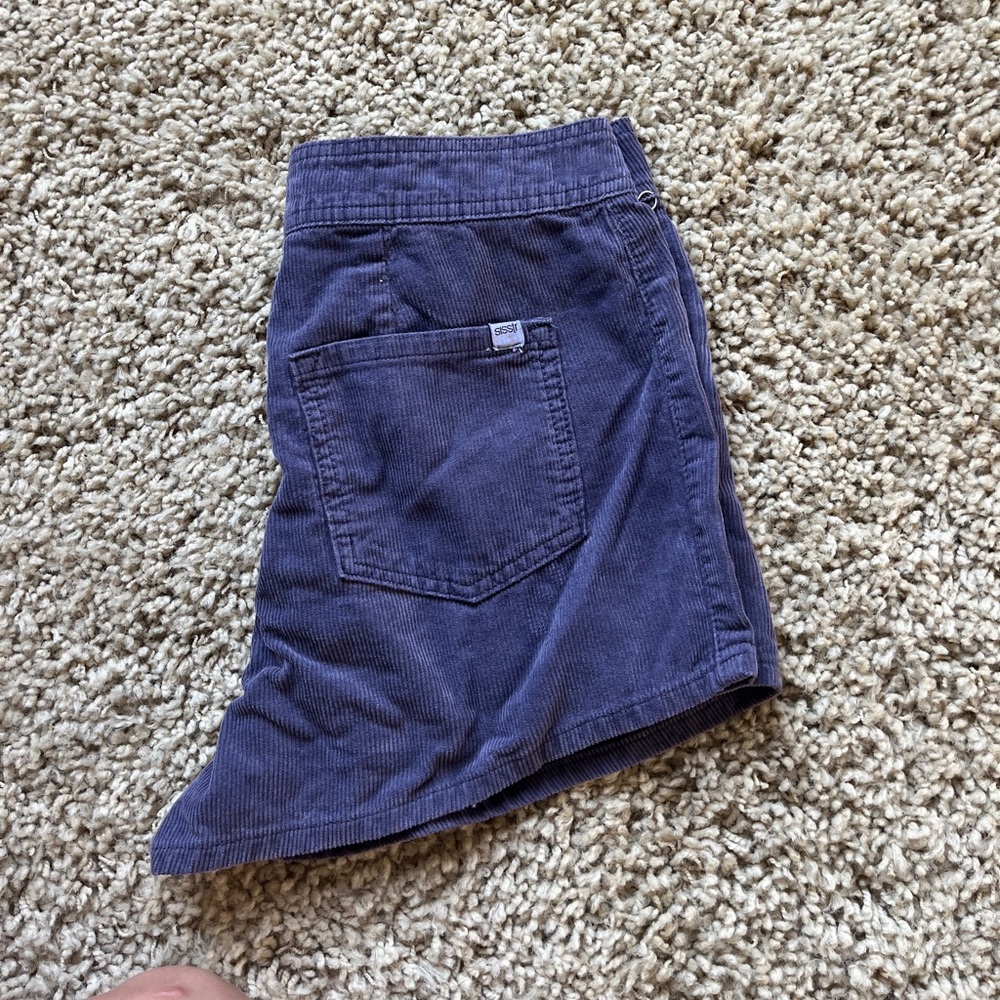 Sisstrevolution purple shorts size 27
